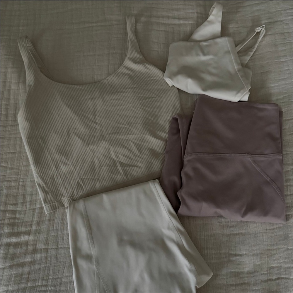 Girlfriend Collective Bundle - Picture 2 of 7